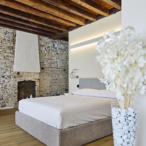 Sarpi Apartment & Suite